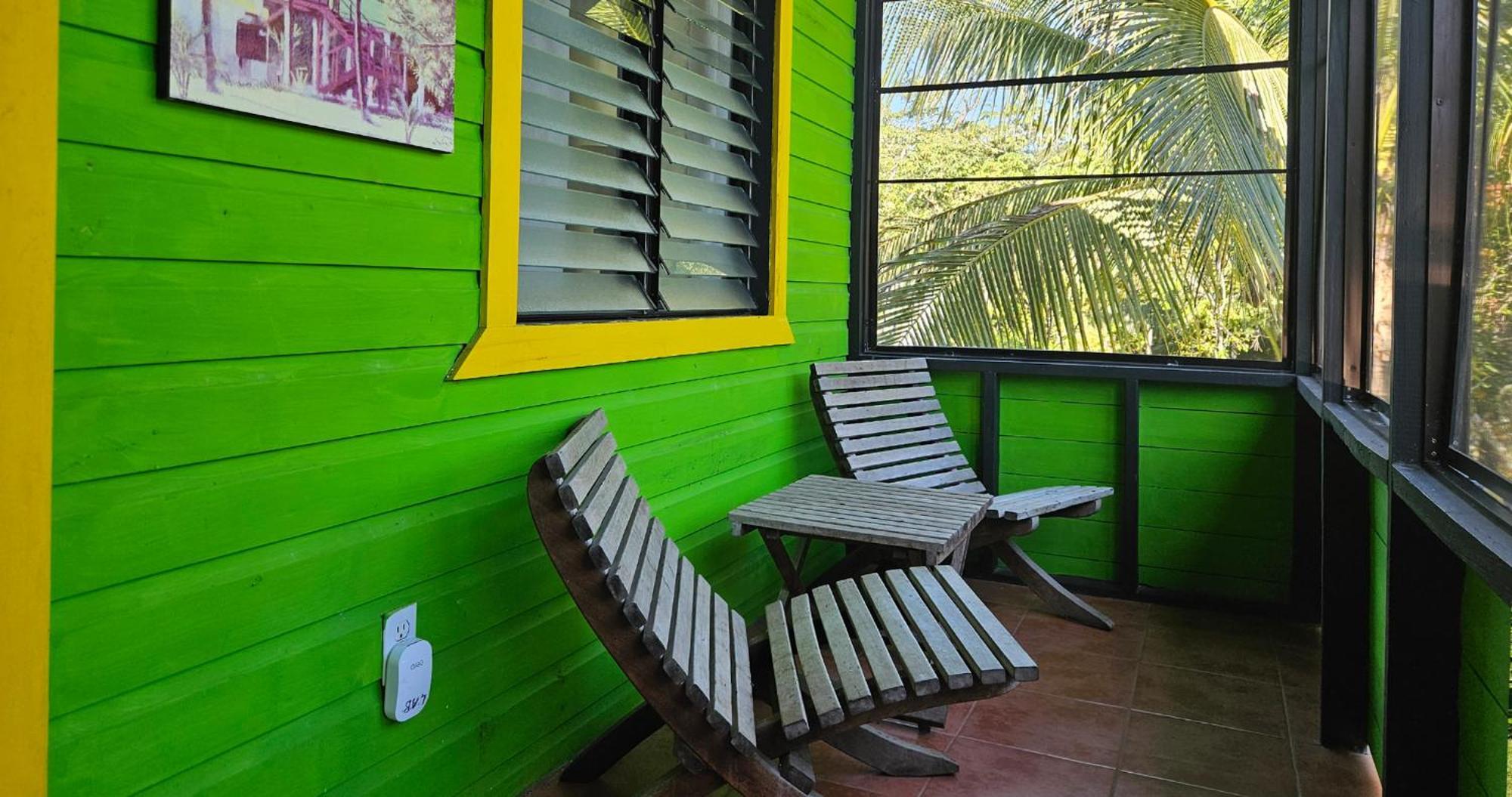 Lower Dover Jungle Lodge & Maya Ruins Unitedville Ruang foto
