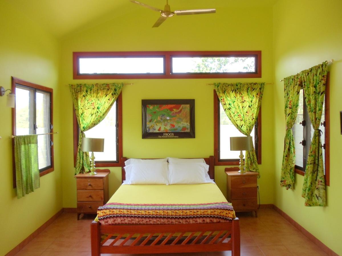 Lower Dover Jungle Lodge & Maya Ruins Unitedville Ruang foto